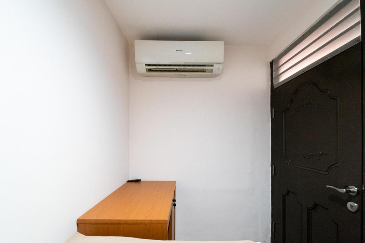 Koolkost Syariah @ Kebon Kacang III Street Джакарта Экстерьер фото